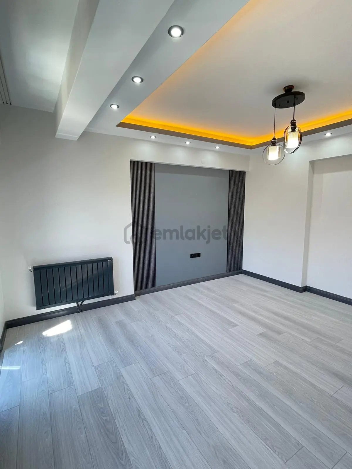 Çöşnük mahallesinde 4+1 lüks daire