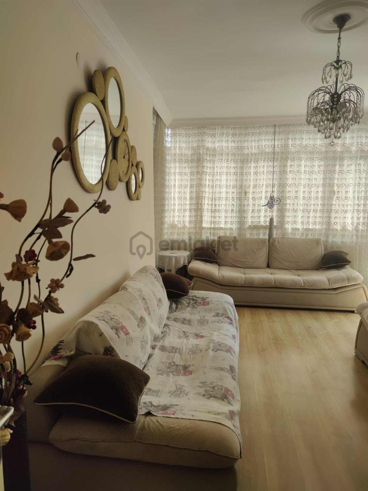 Fahri Kayahan'da Modern ve Lüks 3+1 Kiralık Daire