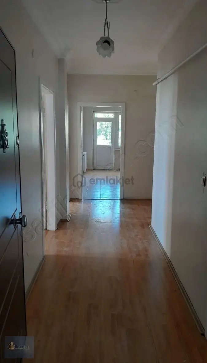 Tecde'de Ferah ve Konforlu 2+1 Kiralık Daire